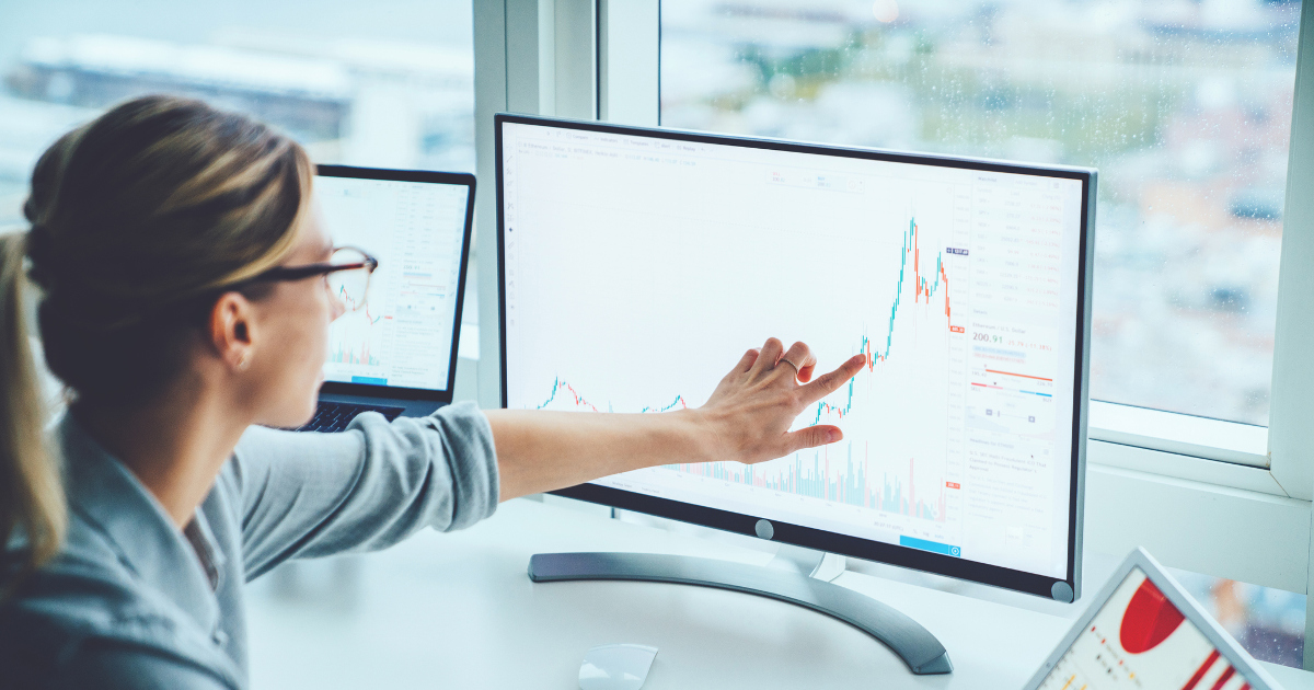 Technical vs. Fundamental Analysis